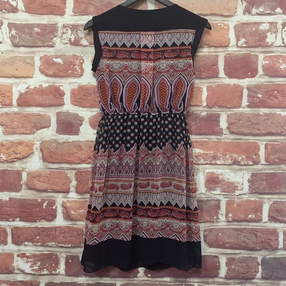 EN FOCUS WOMEN'S RED & BLACK BOHO PAISLEY TIE WAIST PULLOVER DRESS - Picture 2 of 8